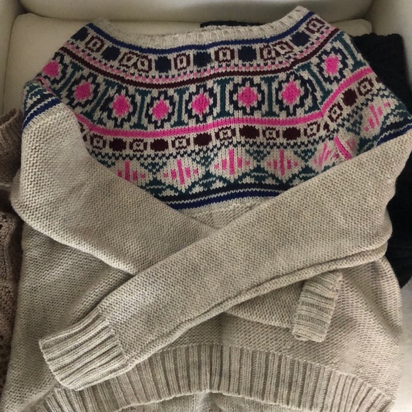 Bundle of sweaters - Picture 3 of 4